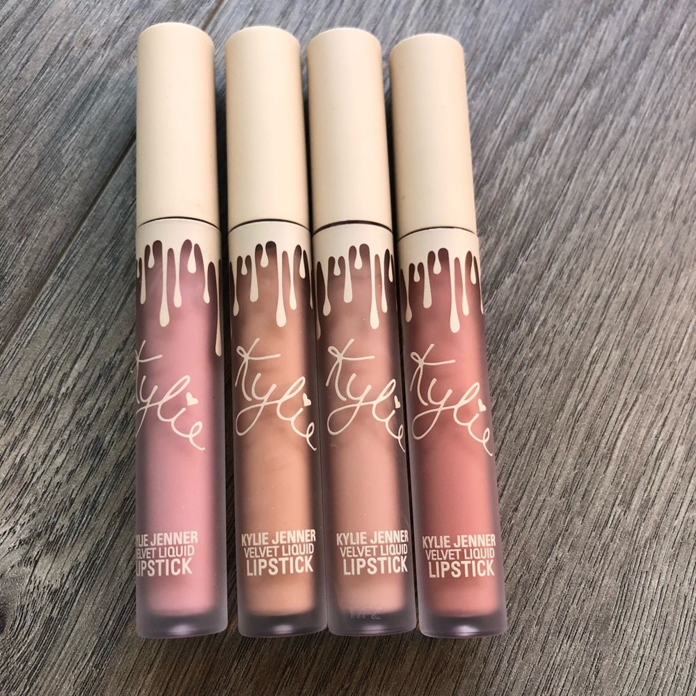KYLIE Velvet Liquid Lipstick